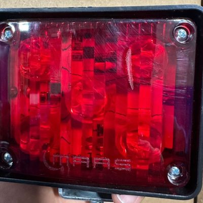 نیسان- چراغ چشمک زن دو حالته چهارگوش