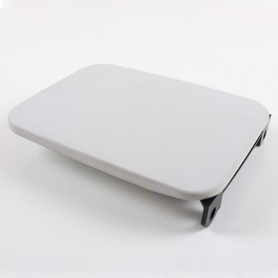 پژو 405 و پارس- در باک بیرونی سفید