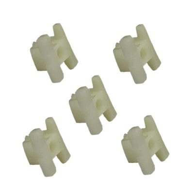 خار وسط جلو پنجره