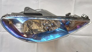 پژو 206 پلاس - چراغ جلو بدون موتور راست آبی بنفش (BV) مدرن